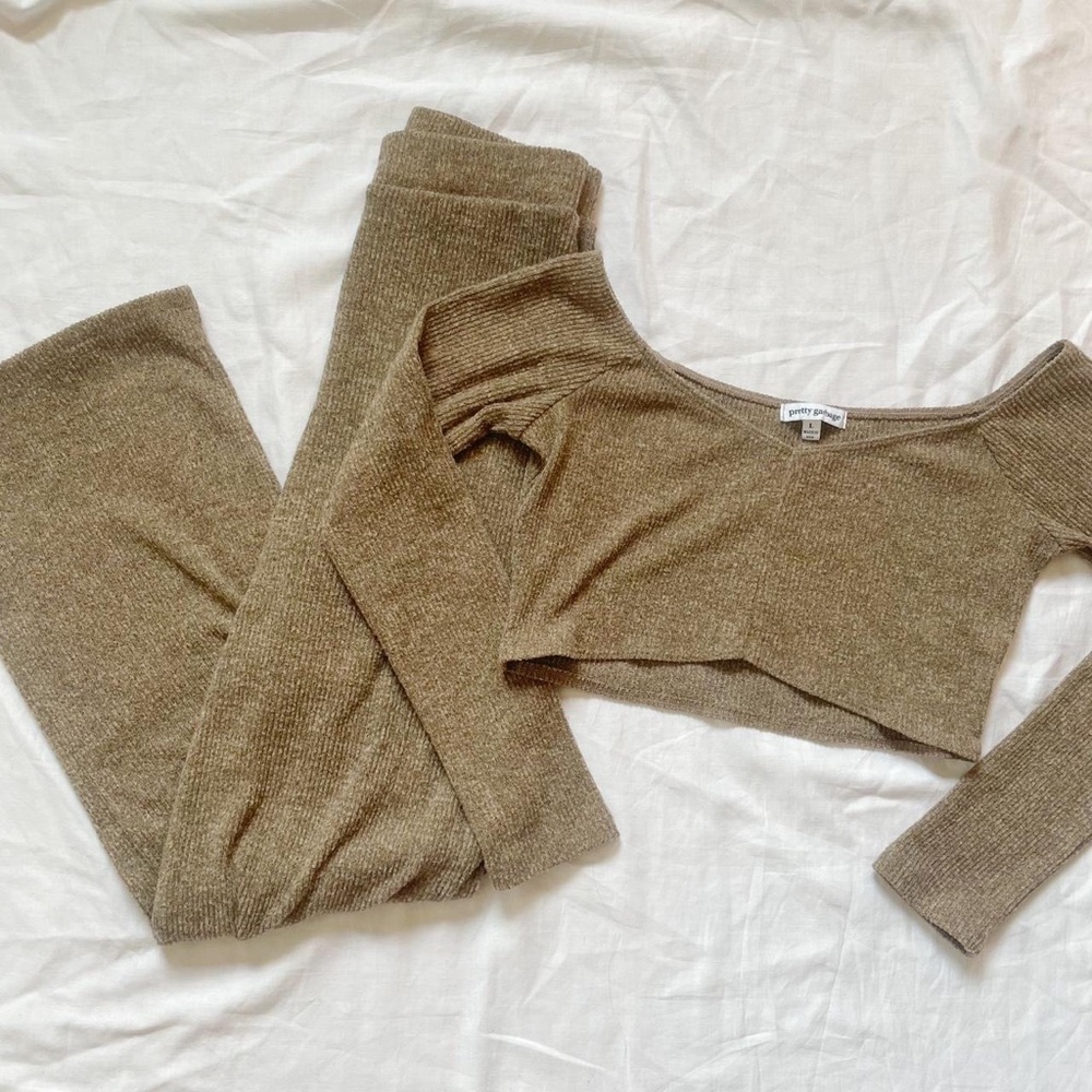 pretty garbage brown lounge set🥥